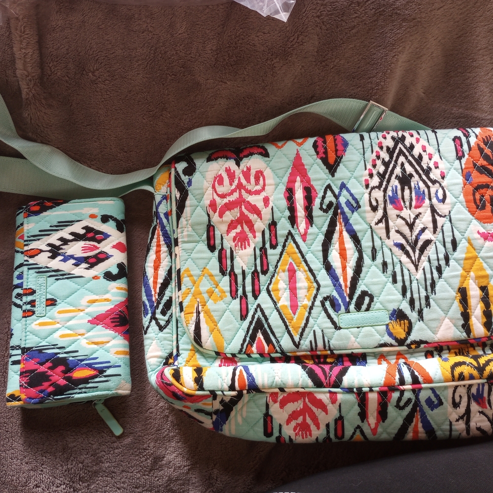 Bundle olorful Patterned Women's Laptop Bag and Wallet Set